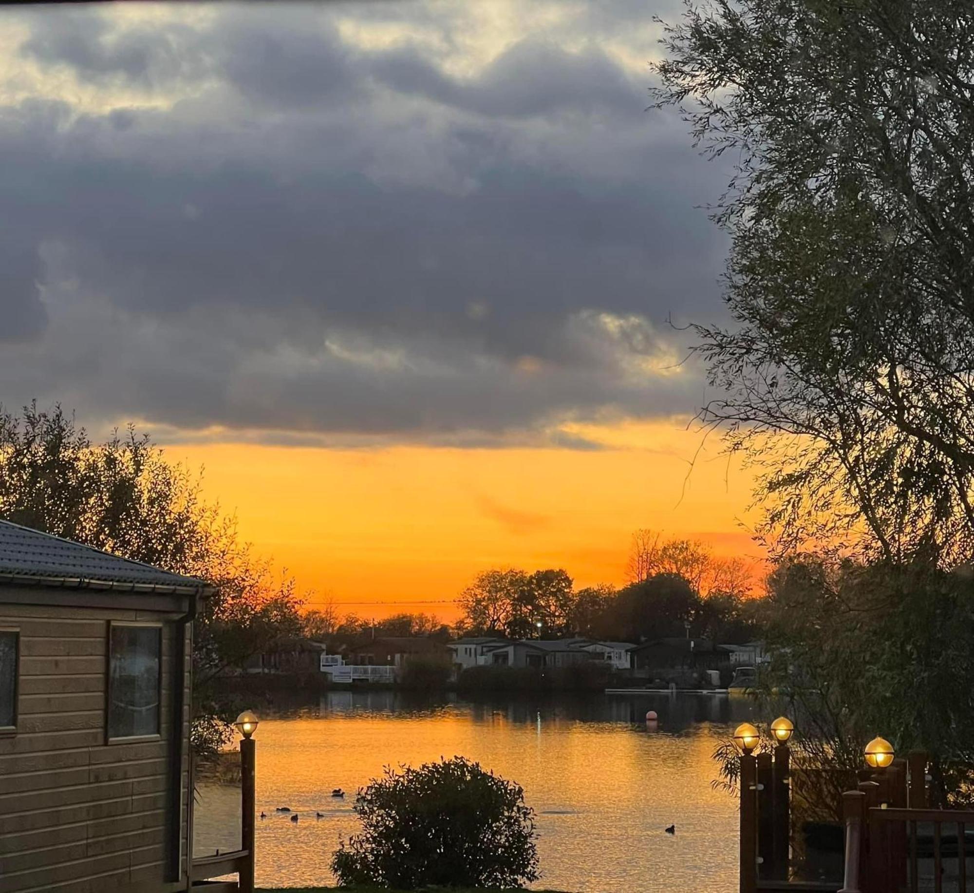 Hotel Hot Tub Breaks At 35 Merlin Point Tattershall Extérieur photo